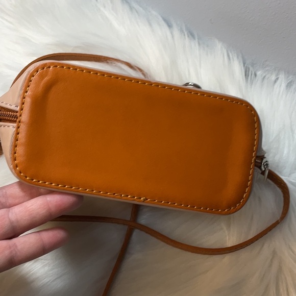 Vera Pelle Brand Italian Leather Zip Around CrossBody Bag Peach. Handmade Italy - Picture 7 of 10